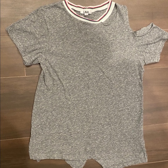 LNA Grey Cut Out T-shirt w/ Cut Back Size Medium - Picture 2 of 2
